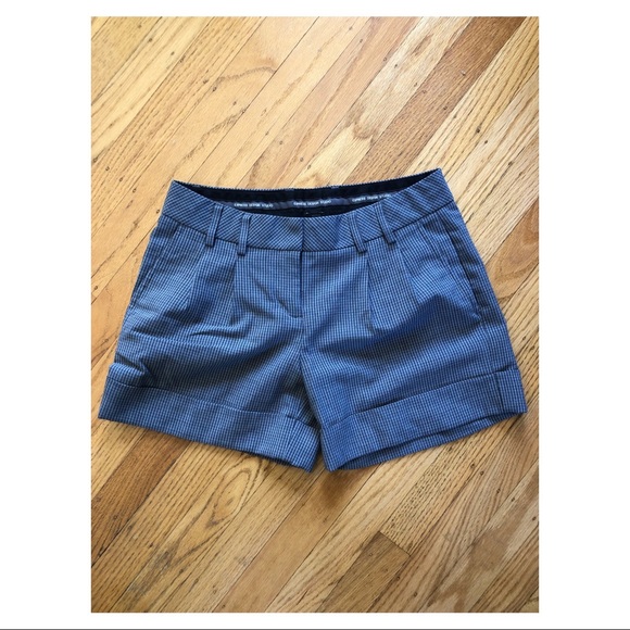 Express Design Studio Editor Short Cuffed 0 - Picture 1 of 3